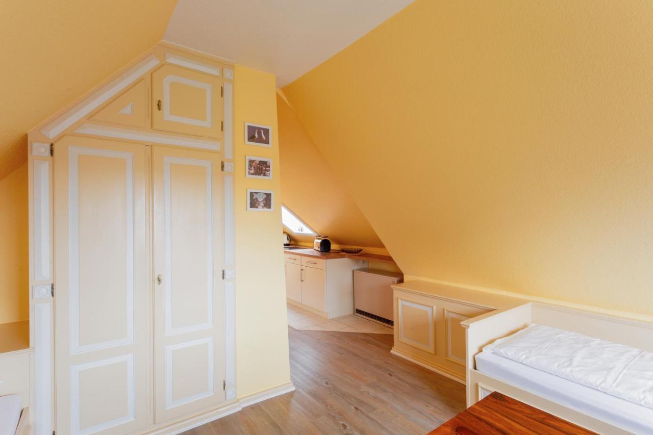 Priel-Hues Apartment ลิสท์ ภายนอก รูปภาพ