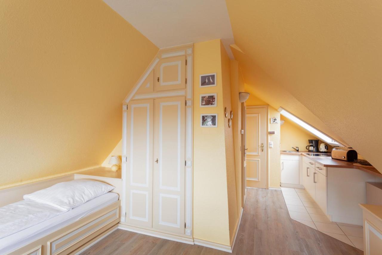Priel-Hues Apartment ลิสท์ ภายนอก รูปภาพ